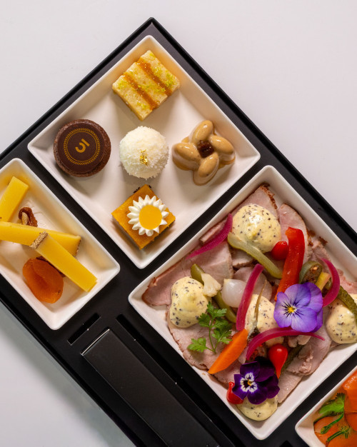 Plateau repas gastronomie / Gourmet meal tray