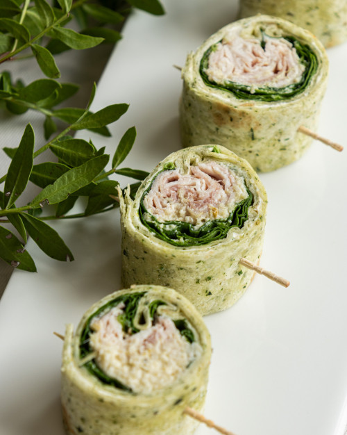 Mini-sandwichs - Plateau de 40 pièces /  Mini sandwiches - Tray of 40 pieces