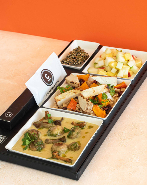 Plateau repas vegan / Vegan meal tray