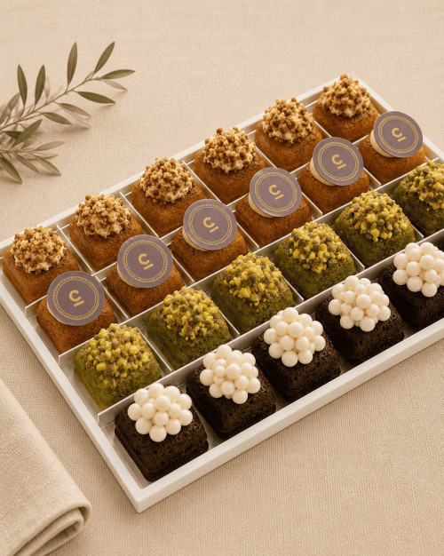 Mini-financiers - Plateau de 48 pièces - Mini-financiers - Tray of 48 pieces