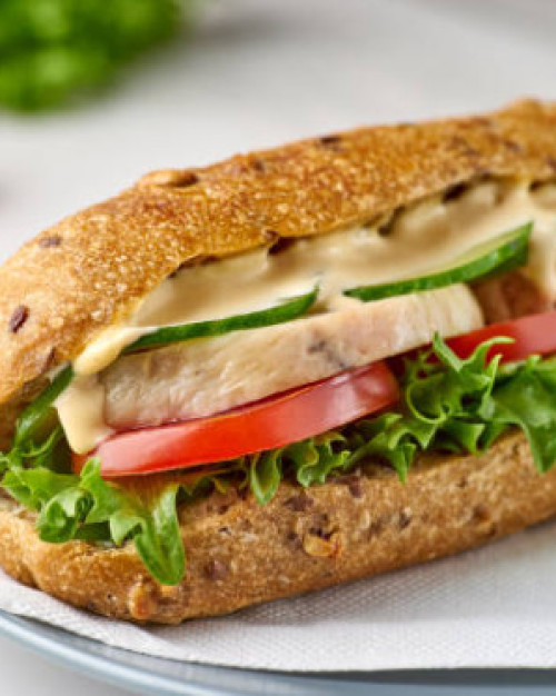 Sandwich poulet crudités / Raw chicken sandwich