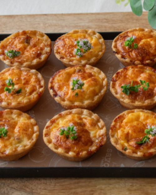 Mini-quiche savoyarde - Plateau de 12 pièces / Savoyard mini quiche - Tray of 12 pieces