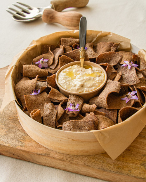 Houmous et chips de sarrasin - 500g / Hummus and buckwheat crips - 500g