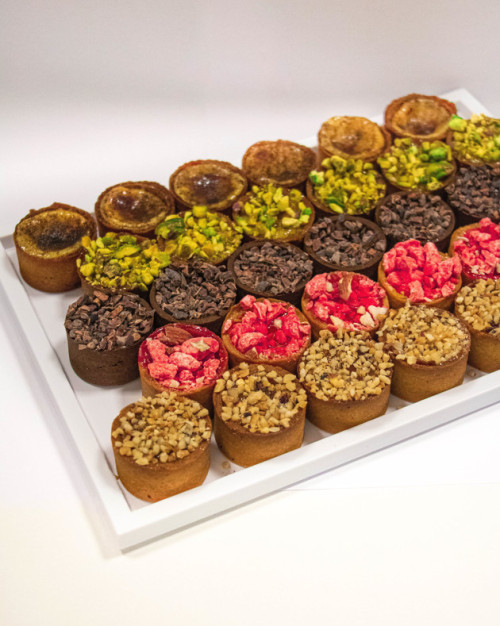 Mini flans - Plateau de 30 pièces /Mini flans - Tray of 30 pieces