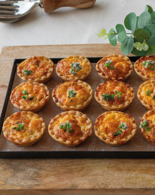 Mini-quiche savoyarde - Plateau de 12 pièces / Savoyard mini quiche - Tray of 12 pieces